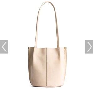 Portland Leather Goods Devan original tote (bucket) bag. NWOT. Bone.